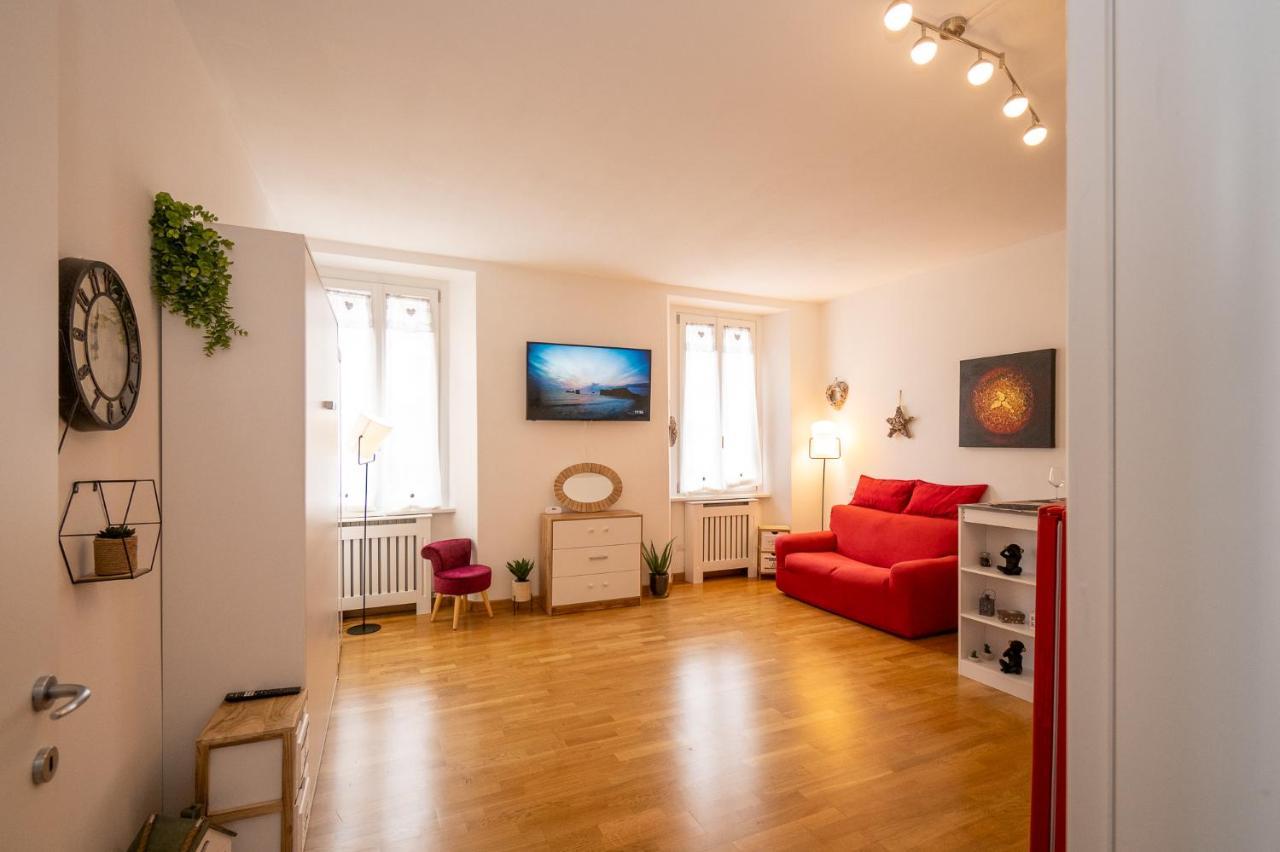 Portatorre Suite, A Charming Apartment In The Heart Of Como, Free Private Parking, Air Conditioning & More! Ngoại thất bức ảnh