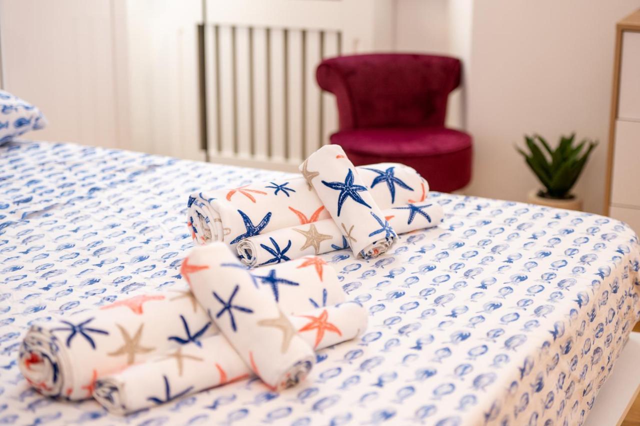 Portatorre Suite, A Charming Apartment In The Heart Of Como, Free Private Parking, Air Conditioning & More! Ngoại thất bức ảnh