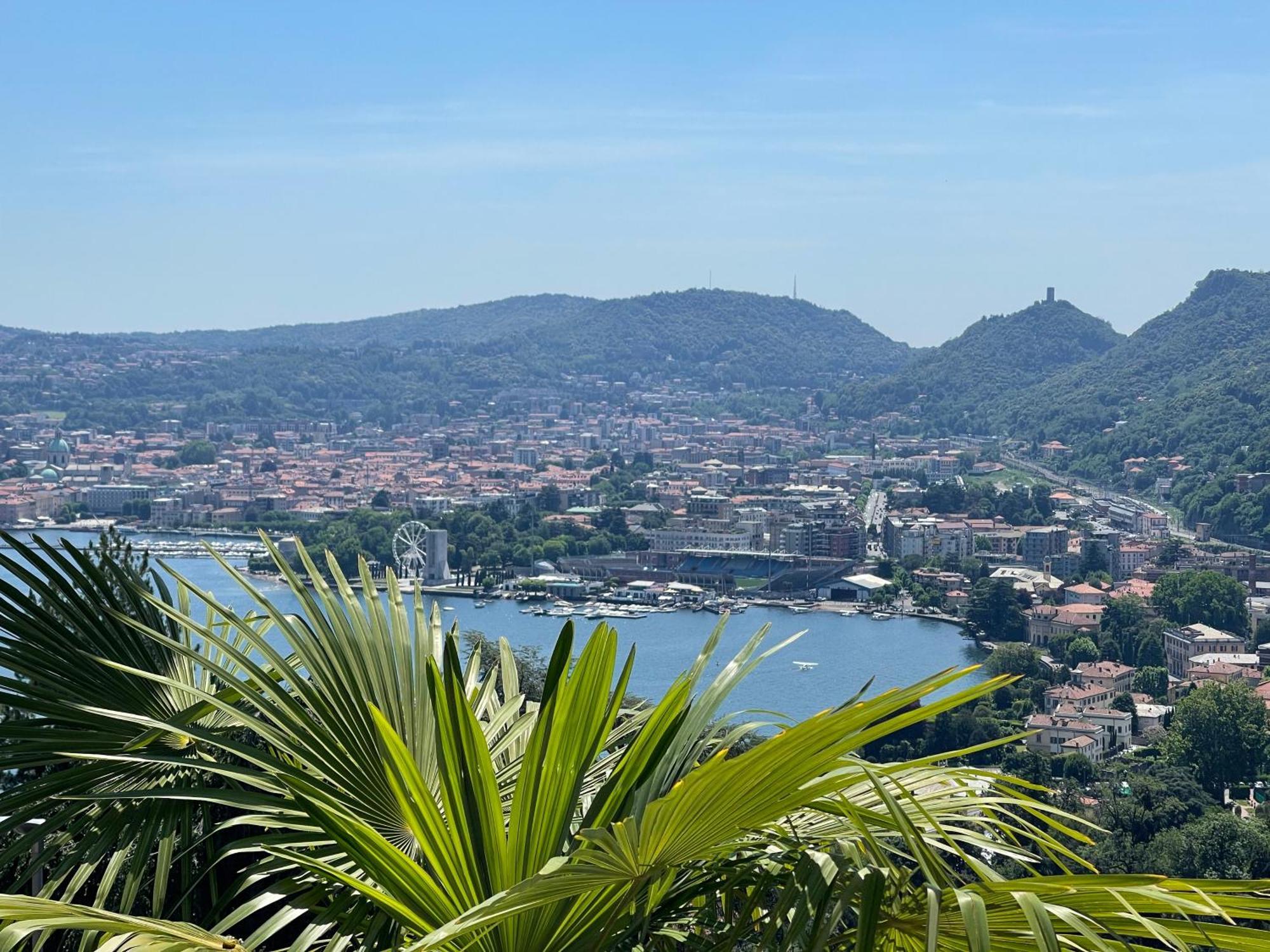 Portatorre Suite, A Charming Apartment In The Heart Of Como, Free Private Parking, Air Conditioning & More! Ngoại thất bức ảnh